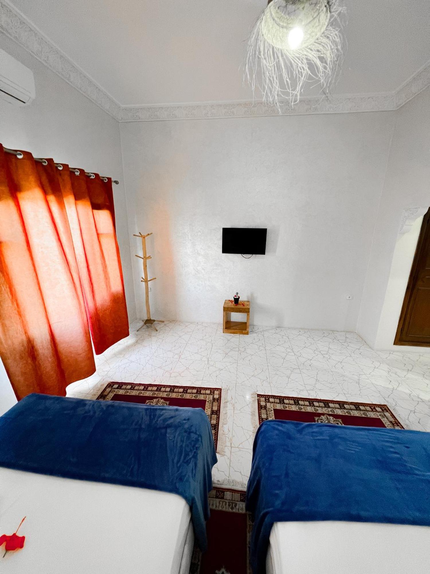 Guest House Qodwa Sidi Abdallah Ghiat Esterno foto