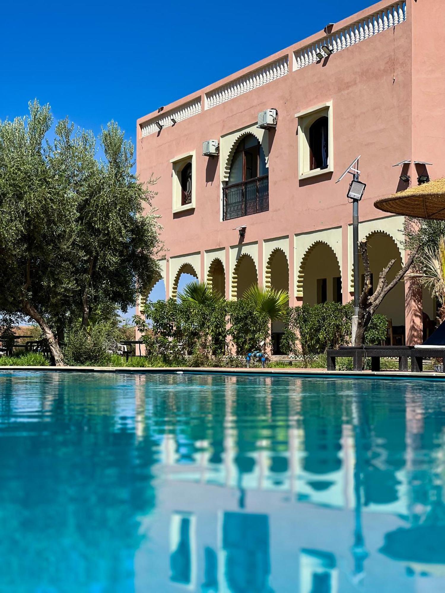 Guest House Qodwa Sidi Abdallah Ghiat Esterno foto