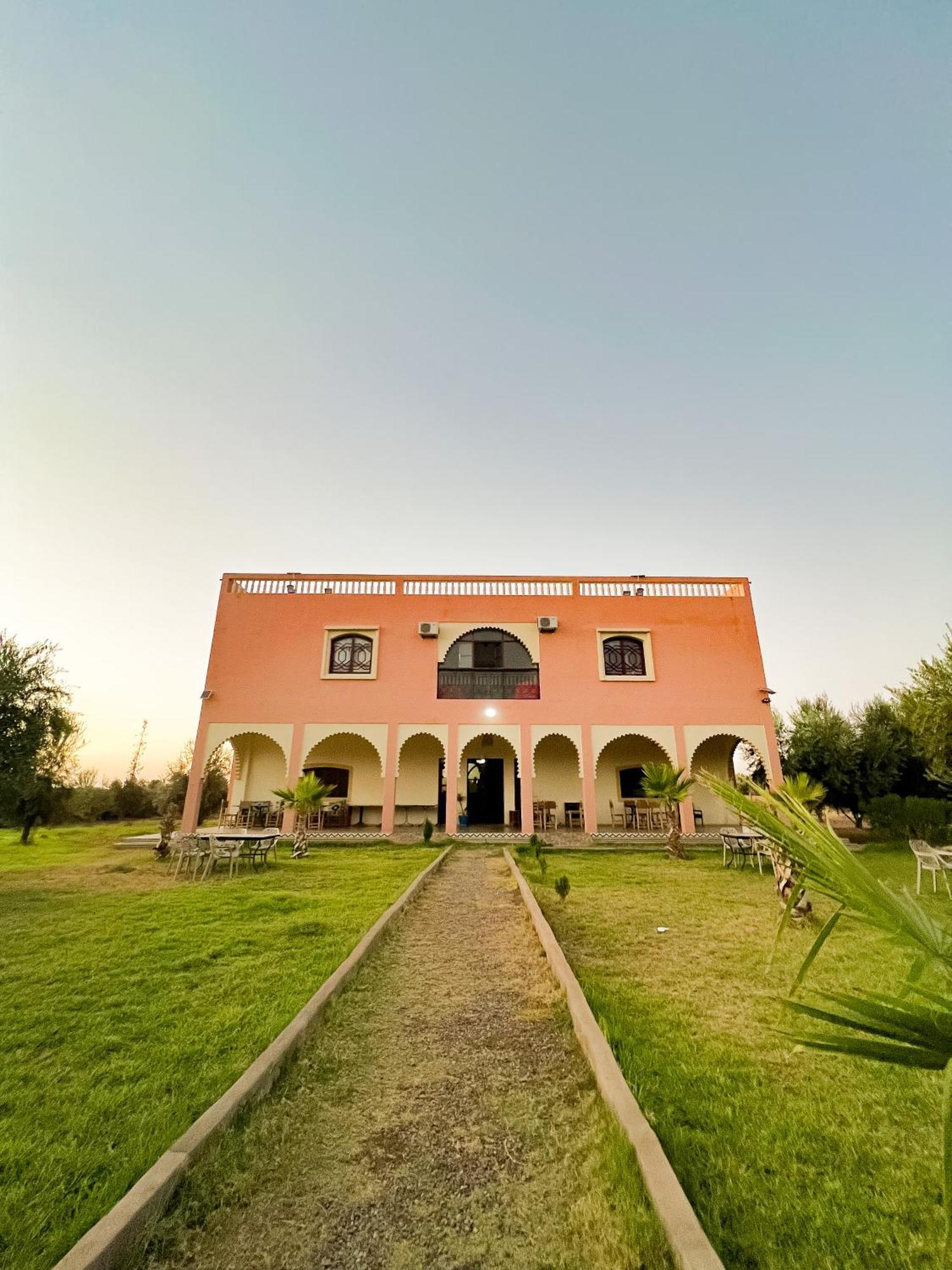 Guest House Qodwa Sidi Abdallah Ghiat Esterno foto