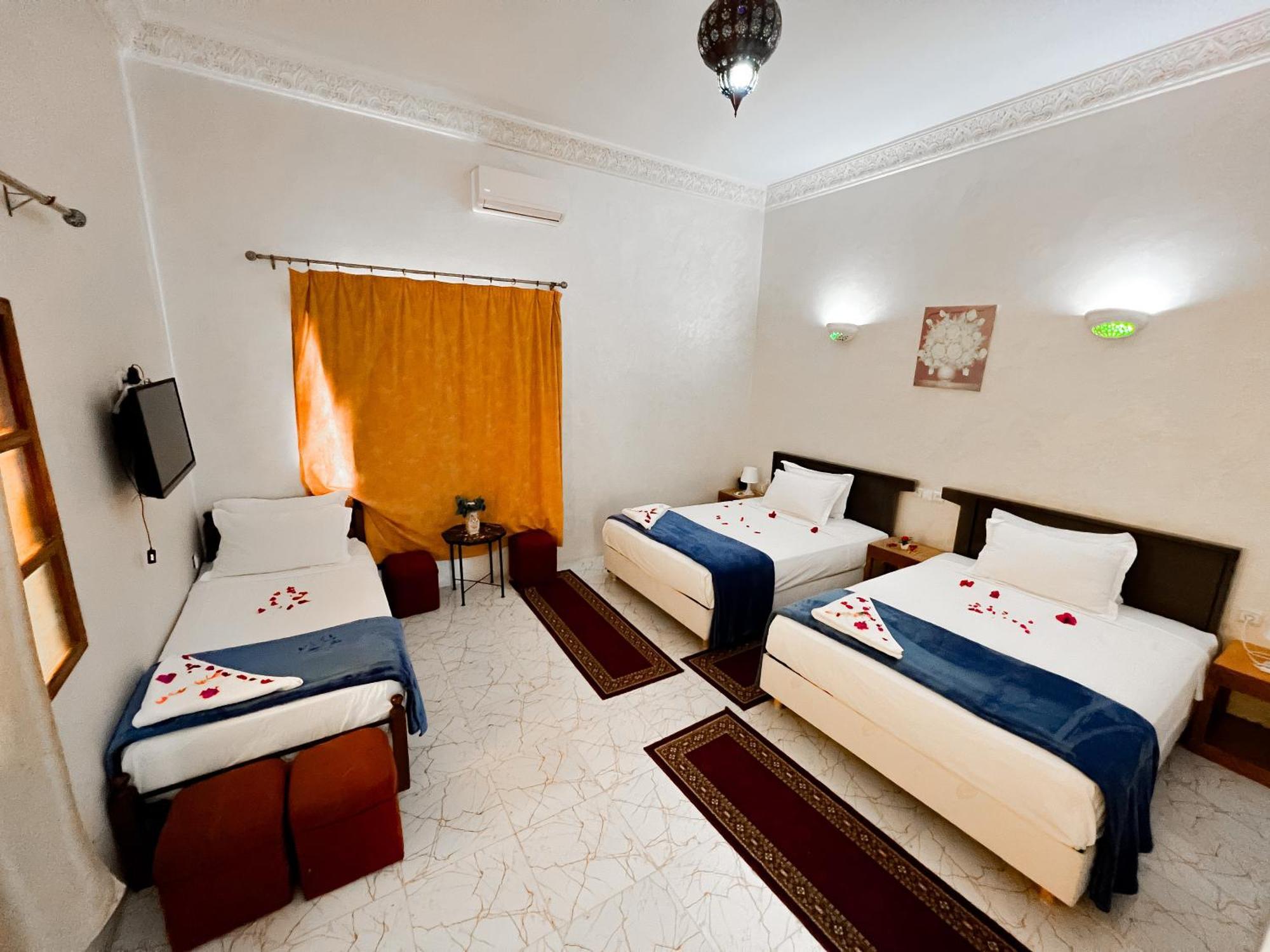 Guest House Qodwa Sidi Abdallah Ghiat Esterno foto
