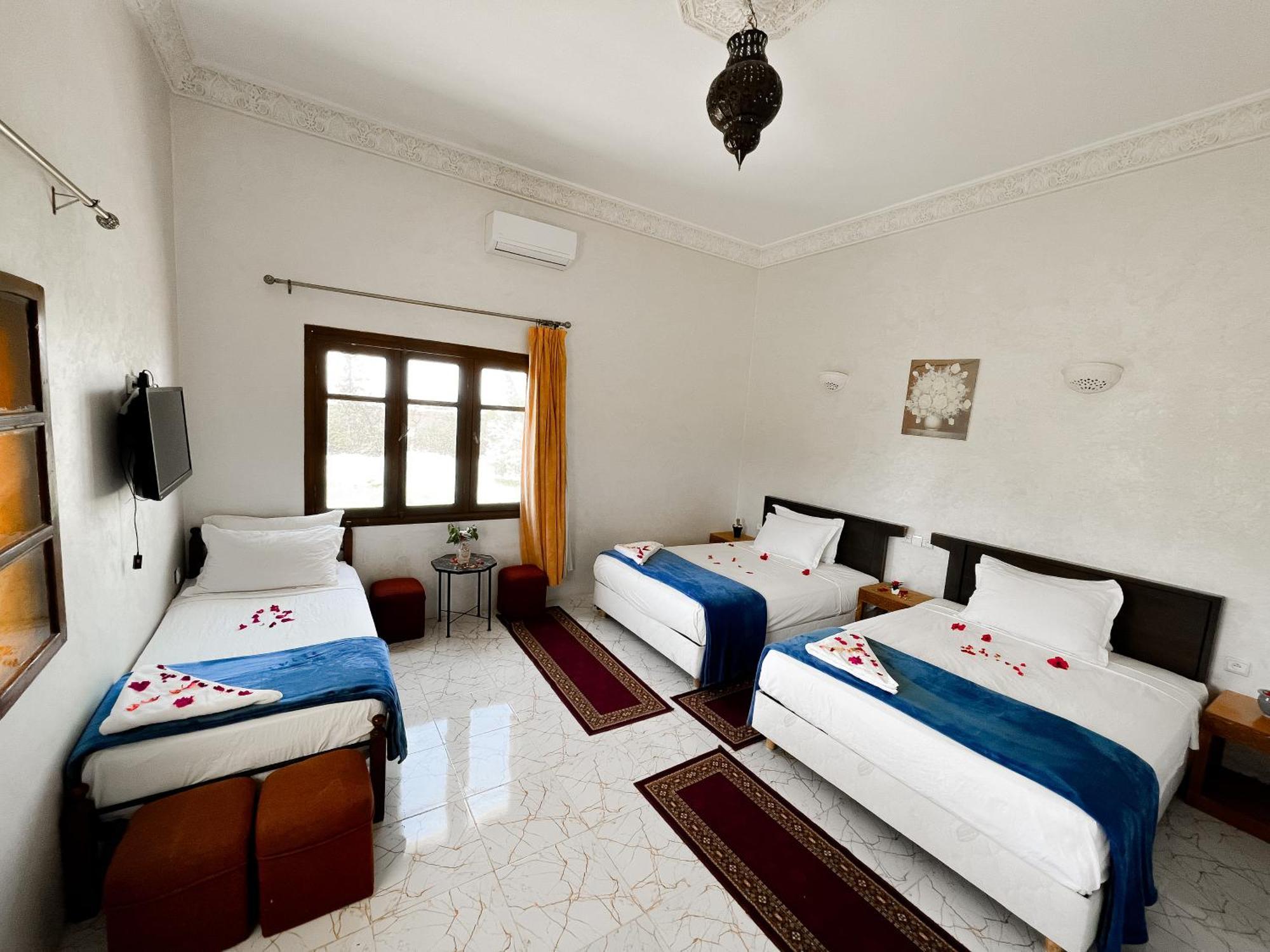 Guest House Qodwa Sidi Abdallah Ghiat Esterno foto