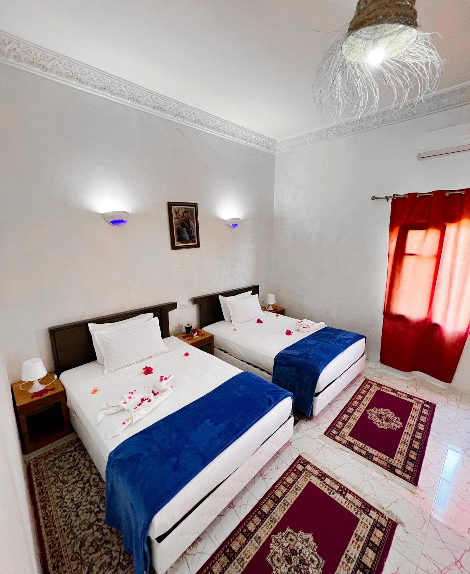 Guest House Qodwa Sidi Abdallah Ghiat Esterno foto