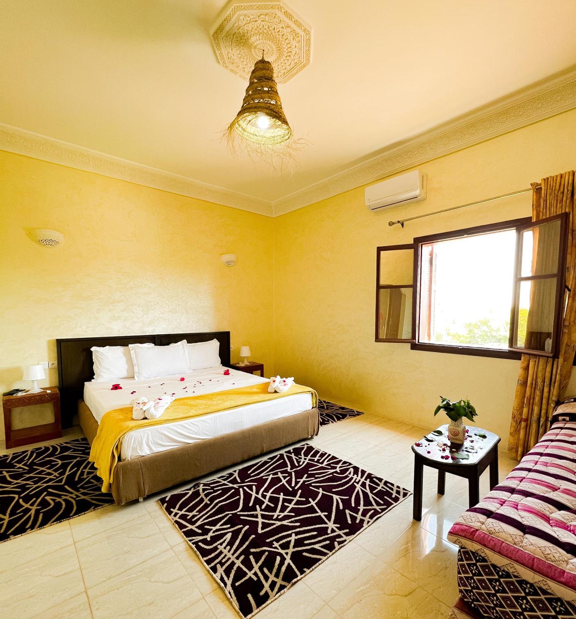 Guest House Qodwa Sidi Abdallah Ghiat Esterno foto