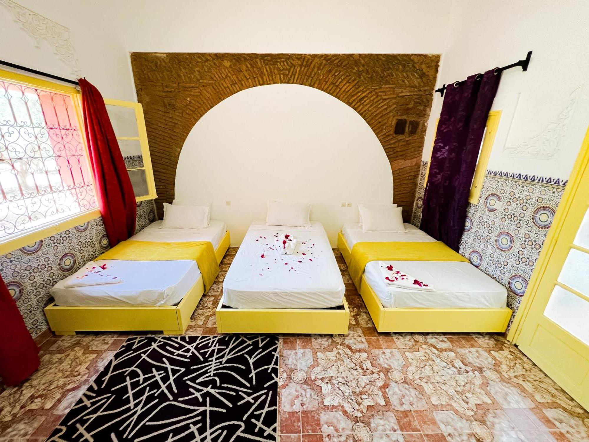 Guest House Qodwa Sidi Abdallah Ghiat Esterno foto